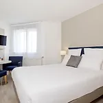Aparthotel Sejours & Affaires Paris-davout 4*