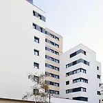 Sejours & Affaires Paris-davout Paris