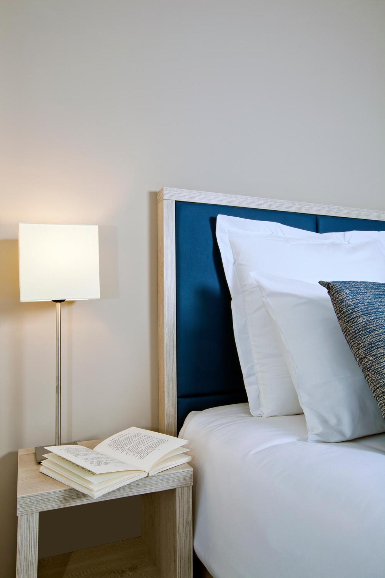 Sejours & Affaires Paris-davout Parigi