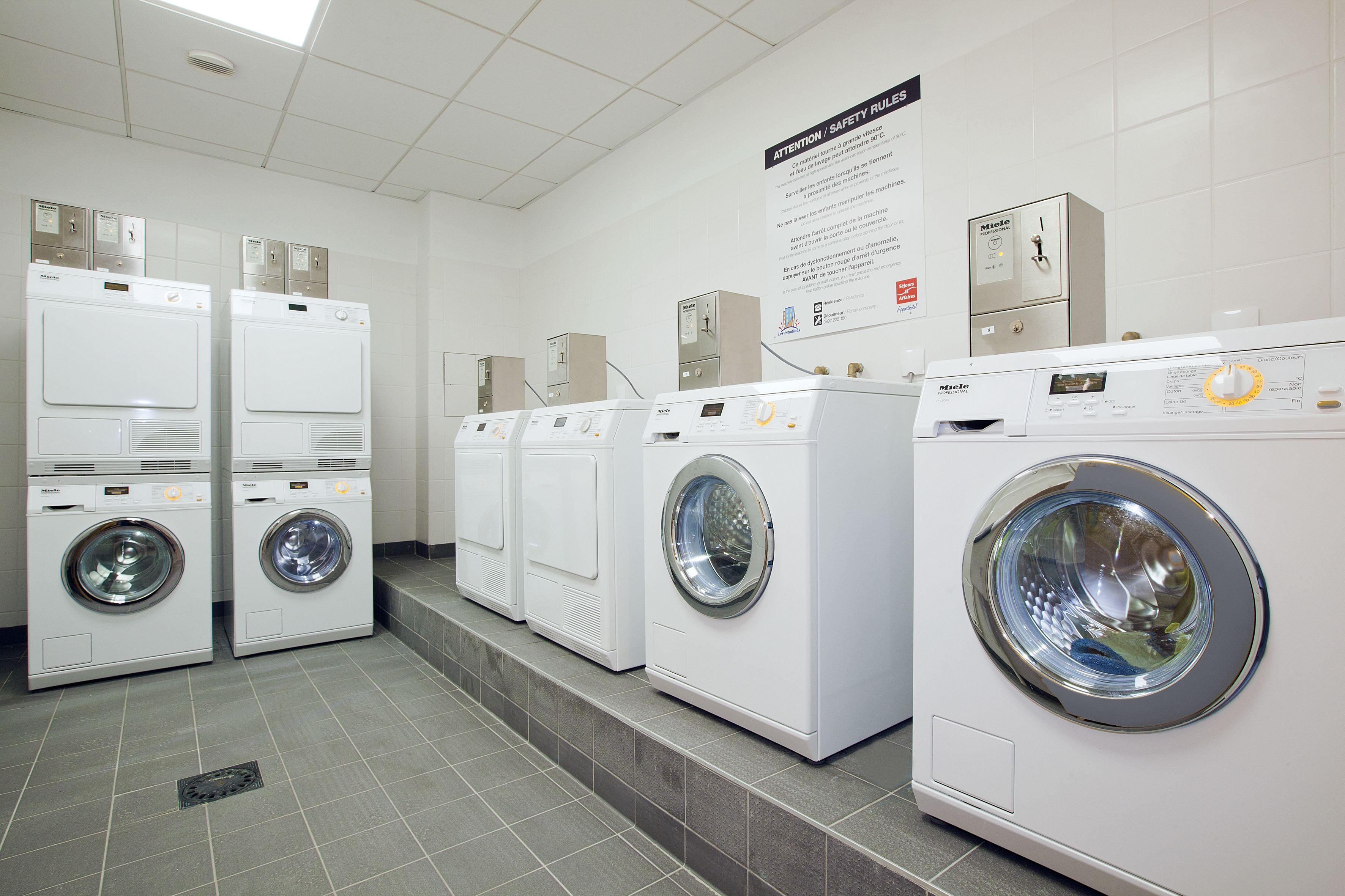 Sejours & Affaires Paris-davout 4* Paris