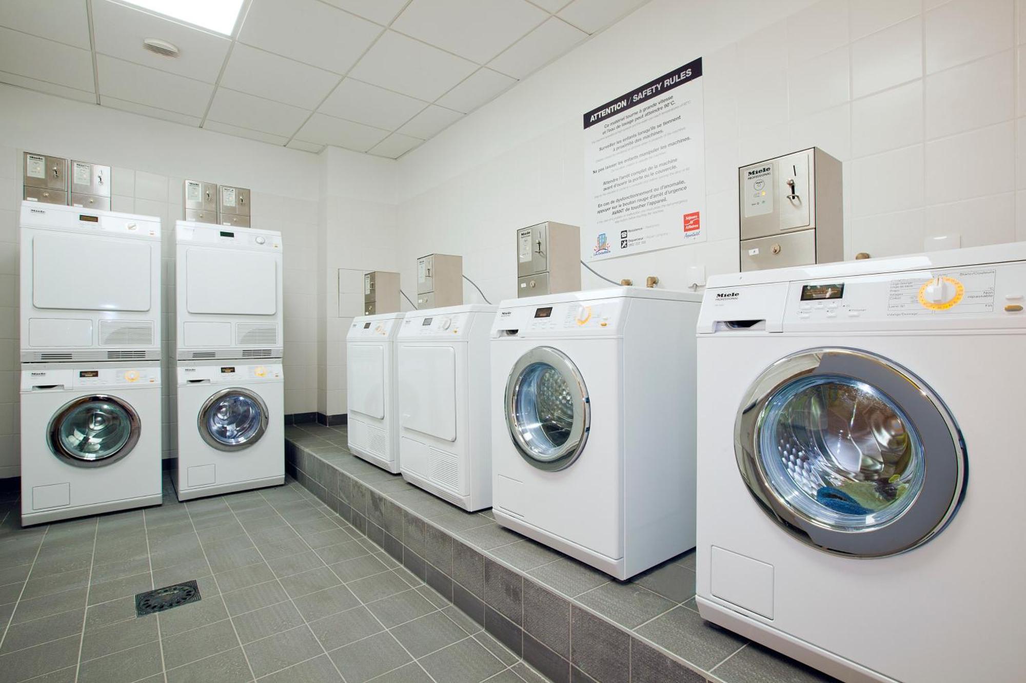 Sejours & Affaires Paris-davout 4*