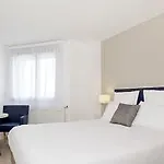 Sejours & Affaires Paris-davout 4*