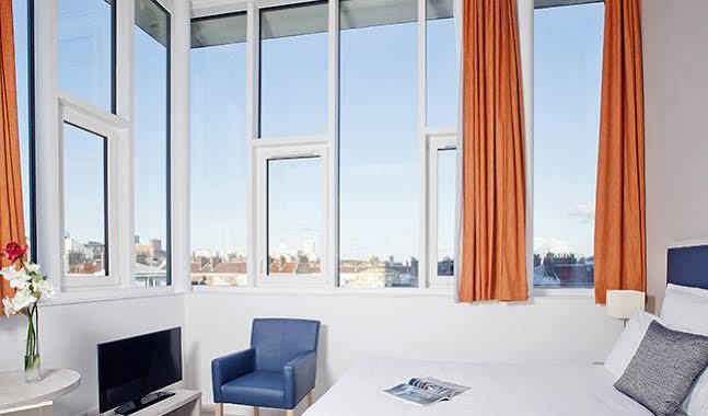 Sejours & Affaires Paris-davout 4* Parigi